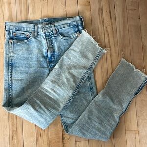 GAP vintage slim high rise jeans with split and raw hem 25 /0 regular light wash